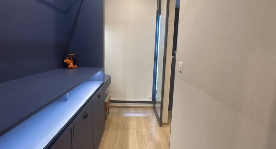 For rent studio condo in Khlong Toei, Bangkok