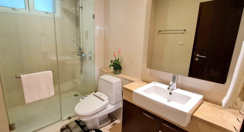 Wohnung zur Miete mit 2 Zimmer in Watthana, Bangkok