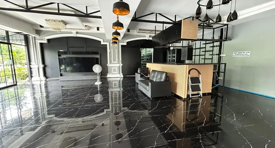 For sale 12 bedrooms retail Space in Kathu, Phuket