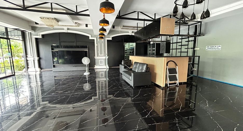 For sale 12 bedrooms retail Space in Kathu, Phuket