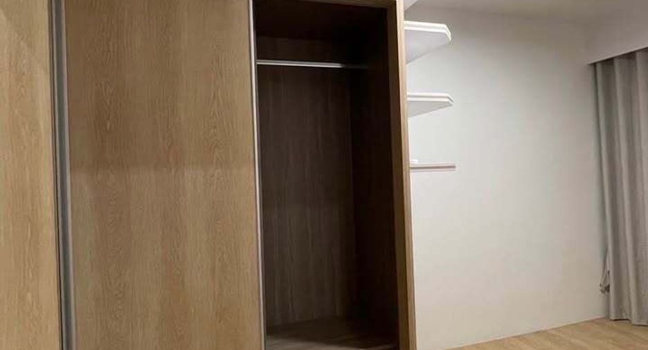 Condo en alquiler de 2 habitaciones en Bang Phlat, Bangkok