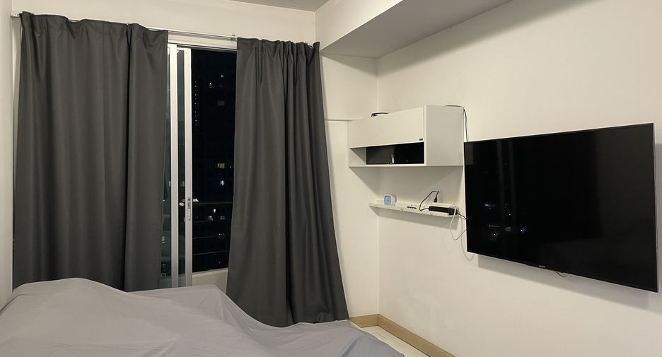 For rent 1 bed condo in Khlong San, Bangkok