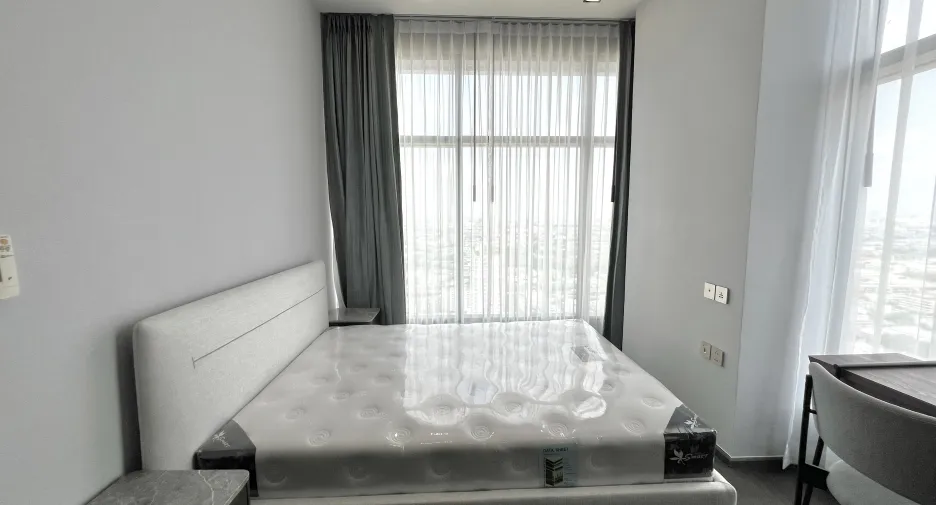 For rent 1 bed condo in Ratchathewi, Bangkok