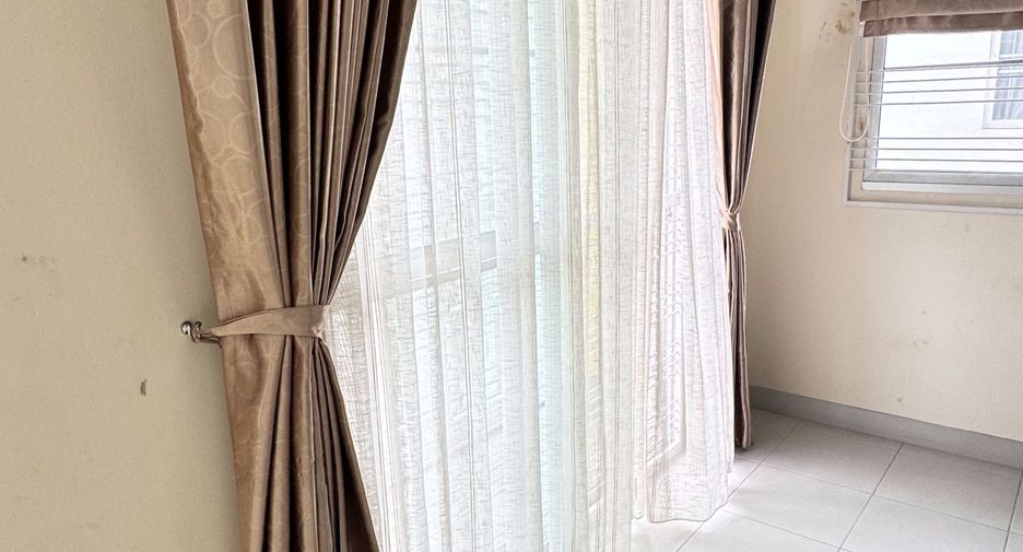 For sale 3 bedrooms townhouse in Bang Phli, Samut Prakan