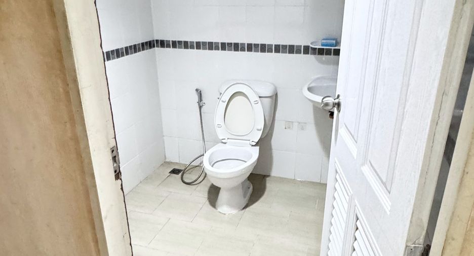 For sale 3 bedrooms townhouse in Bang Phli, Samut Prakan