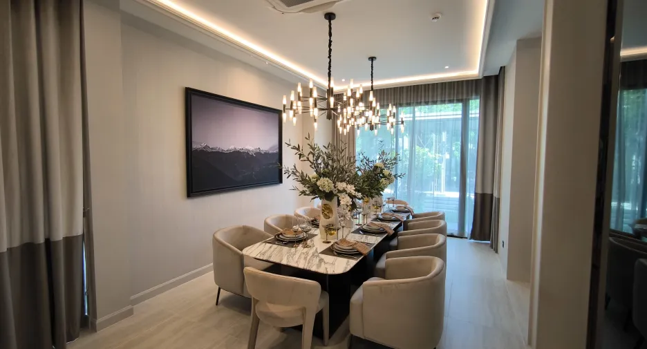 For sale 5 bedrooms house in Thawi Watthana, Bangkok