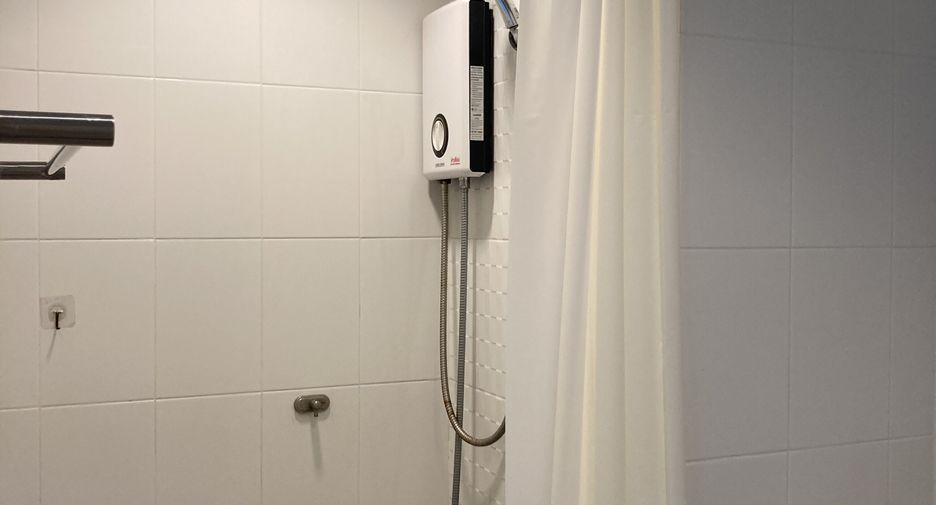 À vendre studio condo à Mueang Samut Prakan, Samut Prakan