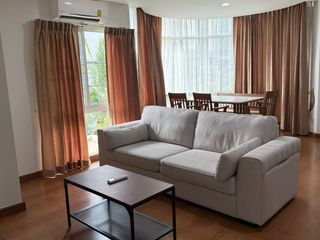 For rent 2 bedrooms condo in Phra Khanong, Bangkok