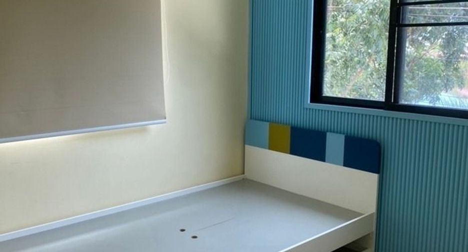 For sale 3 bedrooms townhouse in Don Mueang, Bangkok