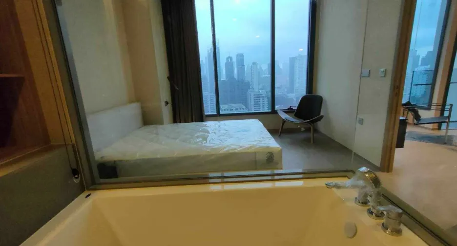 For rent 1 bed condo in Watthana, Bangkok