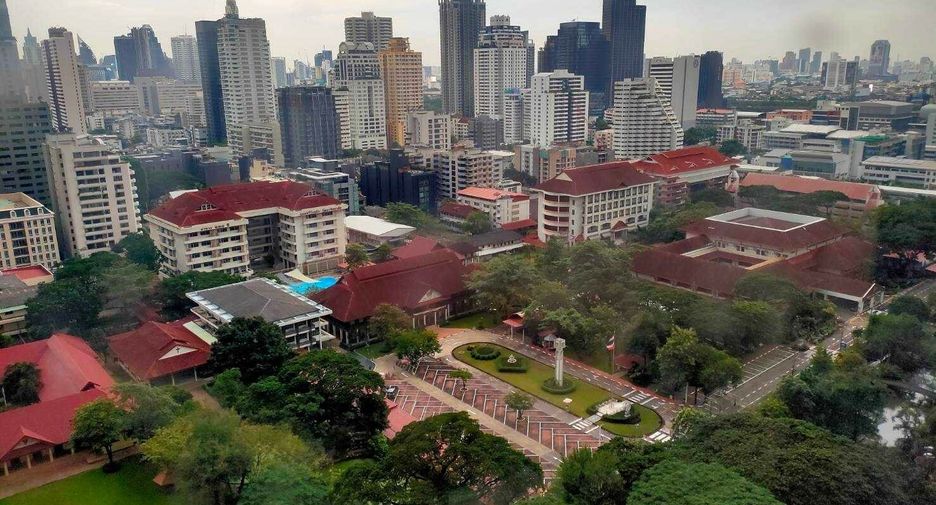 For rent 1 bed condo in Watthana, Bangkok