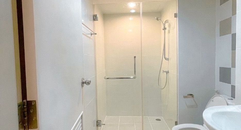 Wohnung zum Kauf mit 1 Zimmer in Chom Thong, Bangkok