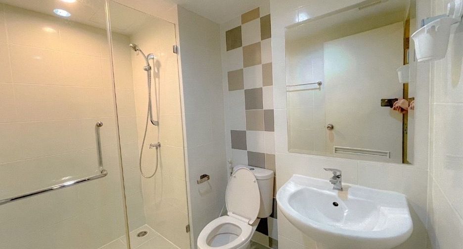 Wohnung zum Kauf mit 1 Zimmer in Chom Thong, Bangkok