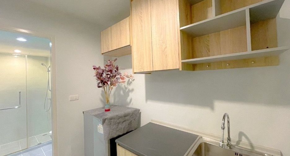 Wohnung zum Kauf mit 1 Zimmer in Chom Thong, Bangkok