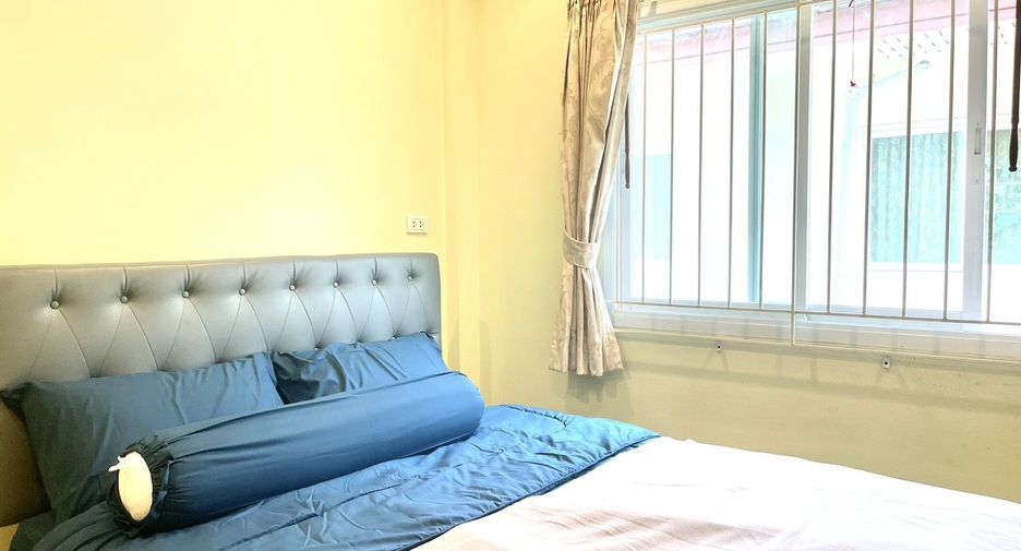 For rent 3 bedrooms townhouse in Mueang Phuket, Phuket