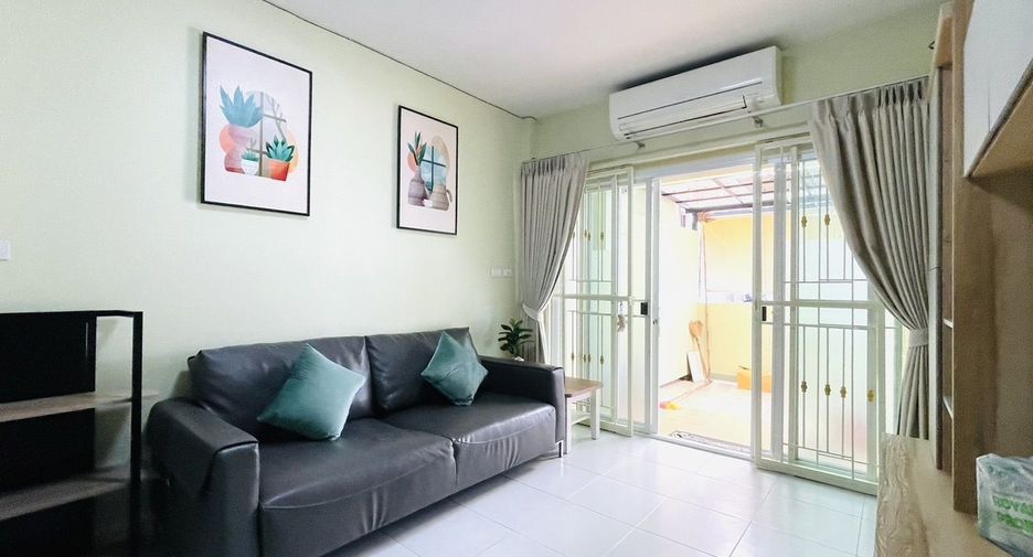 For rent 3 bedrooms townhouse in Mueang Phuket, Phuket