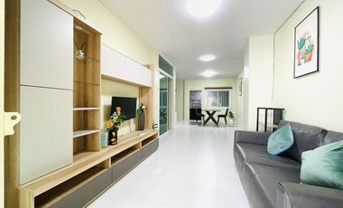 For rent 3 bedrooms townhouse in Mueang Phuket, Phuket