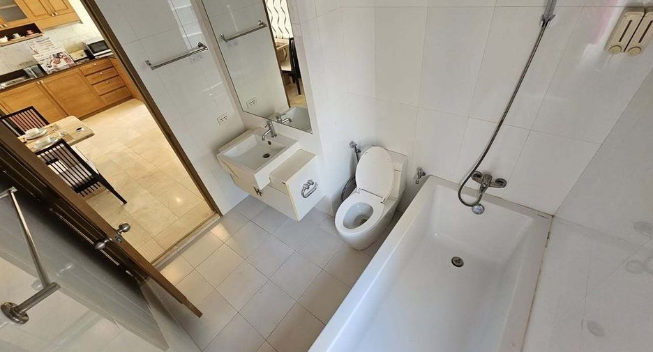 Wohnung zur Miete mit 2 Zimmer in Watthana, Bangkok
