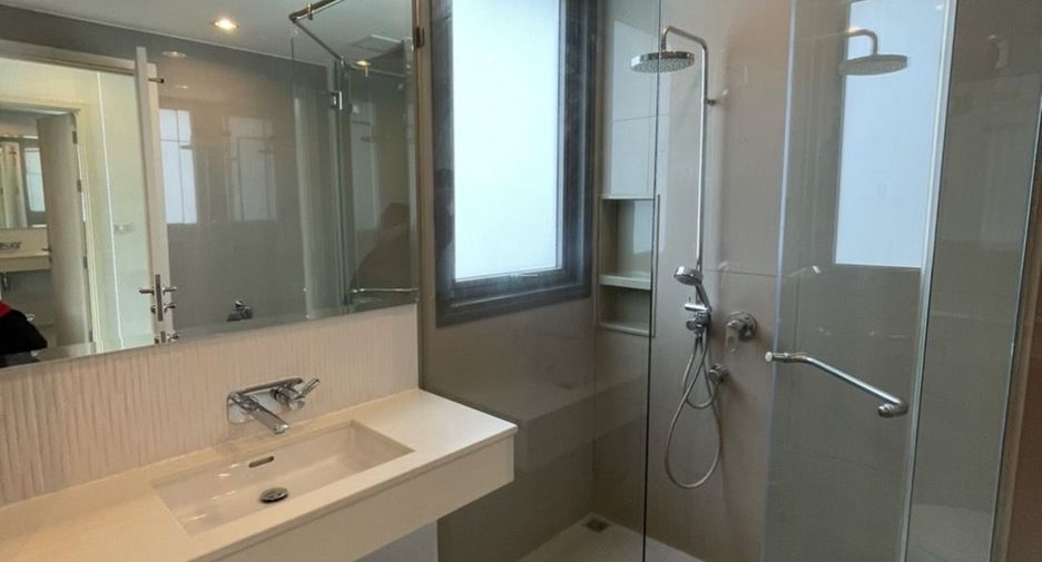Wohnung zum Kauf und zur Miete mit 2 Zimmer in Khlong Toei, Bangkok