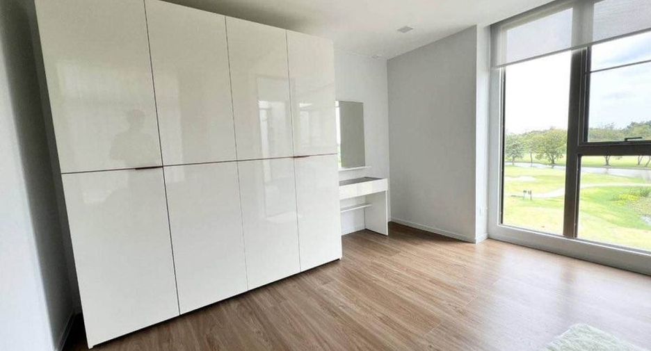 For rent 3 bedrooms house in Saphan Sung, Bangkok