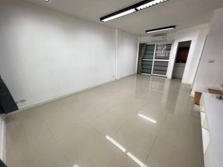 For rent 3 bedrooms house in Lat Krabang, Bangkok