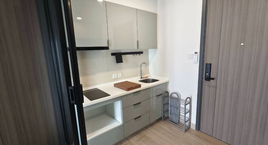 For rent 1 bed condo in Phaya Thai, Bangkok