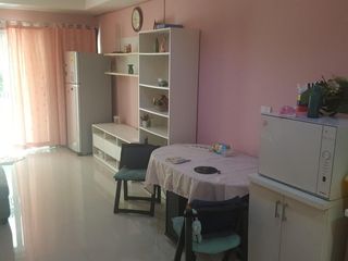 For rent 3 bedrooms townhouse in Yan Nawa, Bangkok