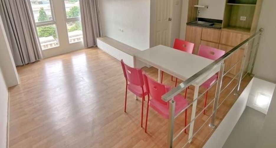 For sale 2 ベッドルーム condo in Bang Sao Thong, Samut Prakan