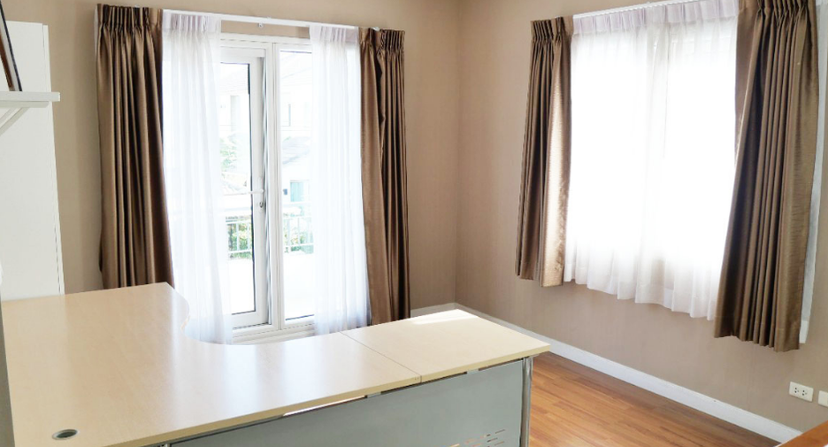 For sale and for rent 3 bedrooms house in Bang Phli, Samut Prakan