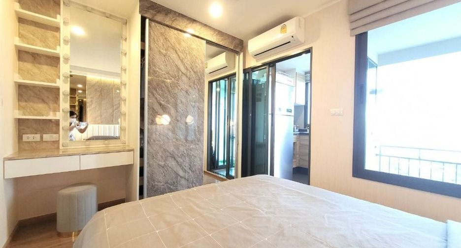 Wohnung zum Kauf mit 1 Zimmer in Yan Nawa, Bangkok