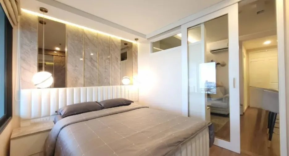 For sale 1 bed condo in Yan Nawa, Bangkok