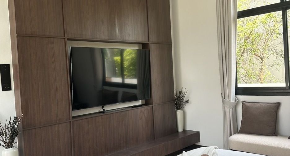 For sale and for rent 3 bedrooms villa in Mueang Phuket, Phuket