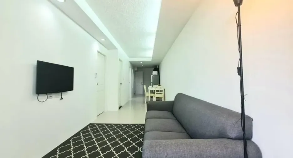 For rent 2 bedrooms condo in Khlong Toei, Bangkok