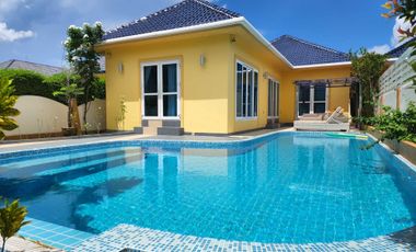 For rent 3 bedrooms villa in Mueang Phuket, Phuket