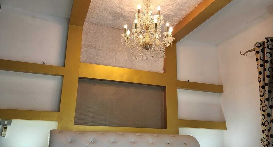For rent 3 bedrooms villa in Mueang Phuket, Phuket
