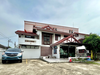 出租 5 卧室 独立屋 在 Wang Thong Lang, 曼谷