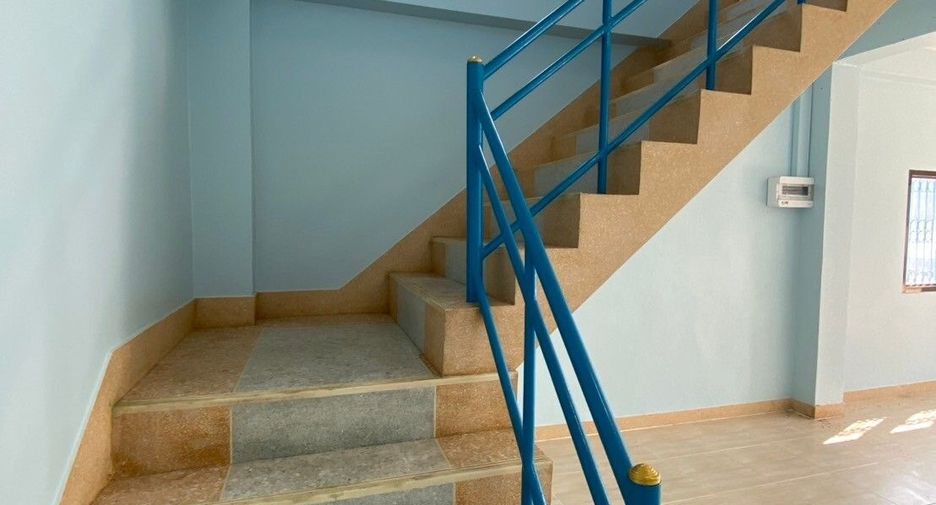 Casa en venta de 5 habitaciones en Bang Khun Thian, Bangkok