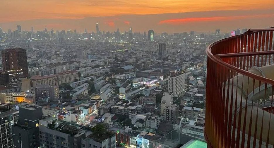 Wohnung zur Miete mit Studio in Huai Khwang, Bangkok