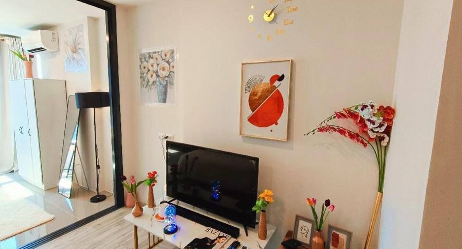 Wohnung zur Miete mit Studio in Huai Khwang, Bangkok