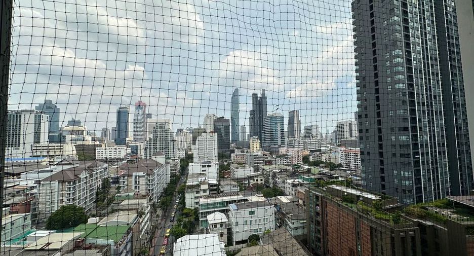 For rent 1 bed condo in Bang Rak, Bangkok