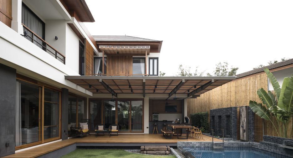 À vendre et à louer 4 chambres villa à Watthana, Bangkok