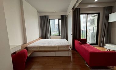 À louer 1 chambre condo à Watthana, Bangkok