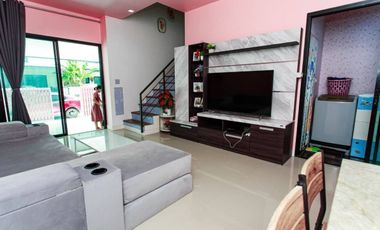 Reihenhaus zum Kauf mit 4 Zimmer in Bang Khun Thian, Bangkok