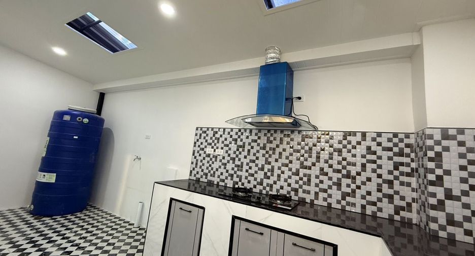 For sale 3 bedrooms townhouse in Mueang Phuket, Phuket