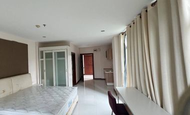 For rent studio condo in Huai Khwang, Bangkok