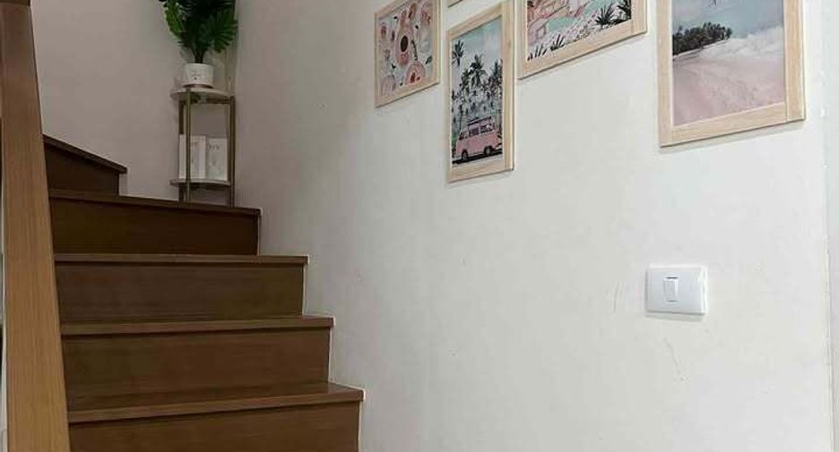 For rent 3 bedrooms townhouse in Thalang, Phuket