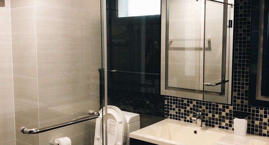 For sale 3 bedrooms condo in Bang Sue, Bangkok