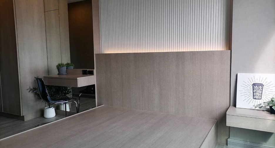 For rent 1 bed condo in Huai Khwang, Bangkok