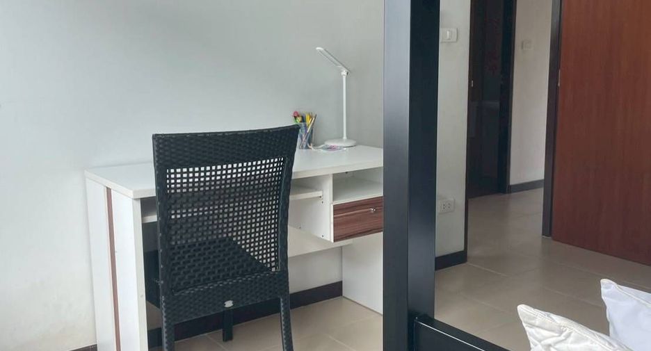 For rent 3 bedrooms townhouse in Thalang, Phuket