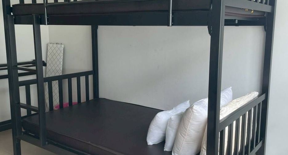 For rent 3 bedrooms townhouse in Thalang, Phuket